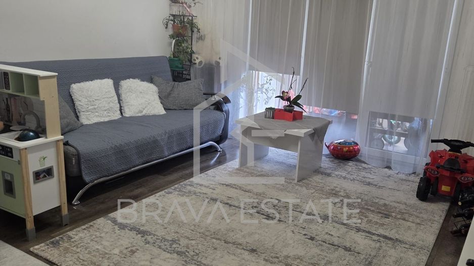 Apartament 2 camere, 52mp, parcare, balcon, zona Florilor - Poză 9