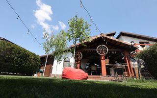 Casa 4 camere, de vanzare 138 mp utili - Poză 2