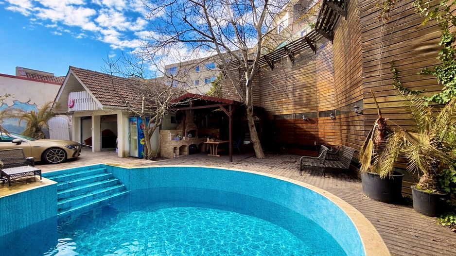 Vila / Casa de lux de vanzare  1000mp teren Str. Primaverii Constanta - Poză 2