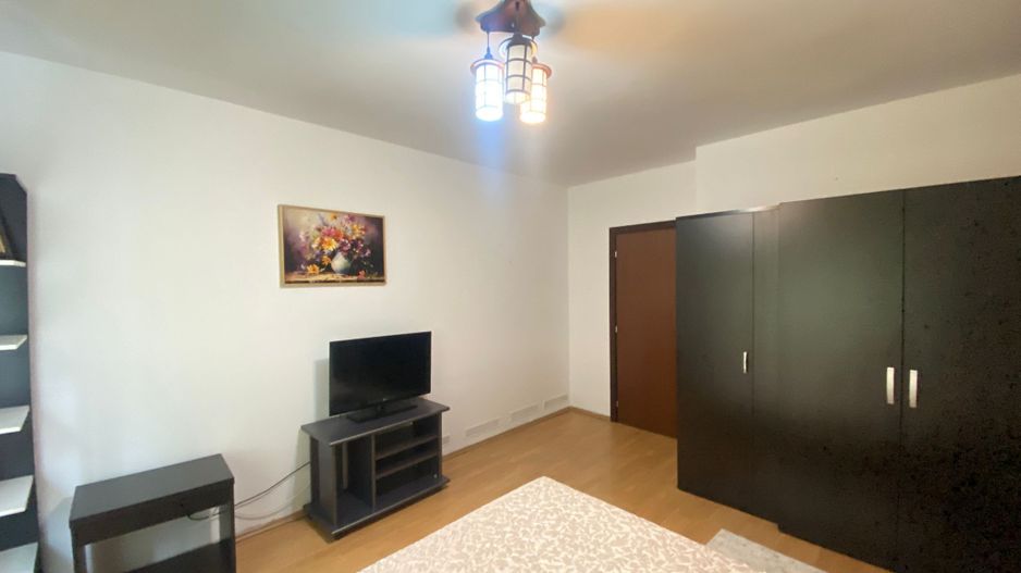 Apartament 2 camere + parcare Uverturii V2 - Poză 2