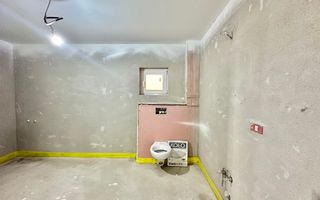 Casă individuală de vanzare  cu garaj și curte proprie – Hălchiu - Poză 6