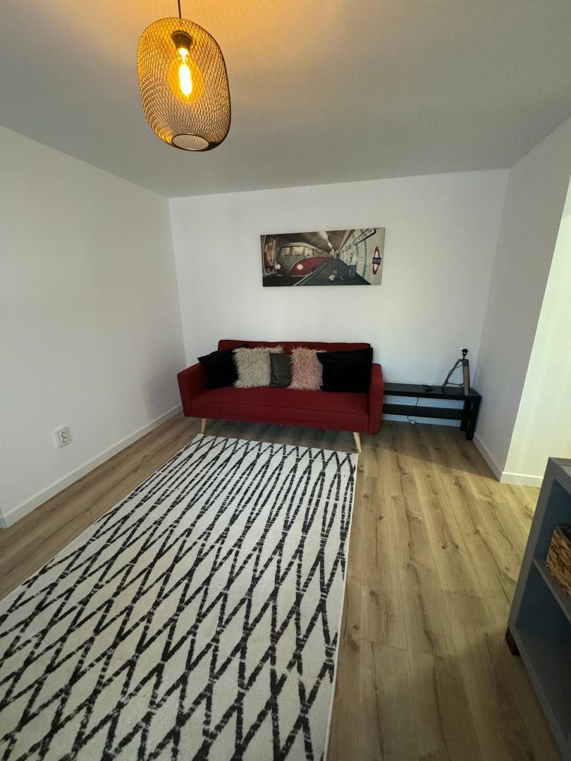 De închiriat apartament 2 camere – zona Policlinică - Poză 1