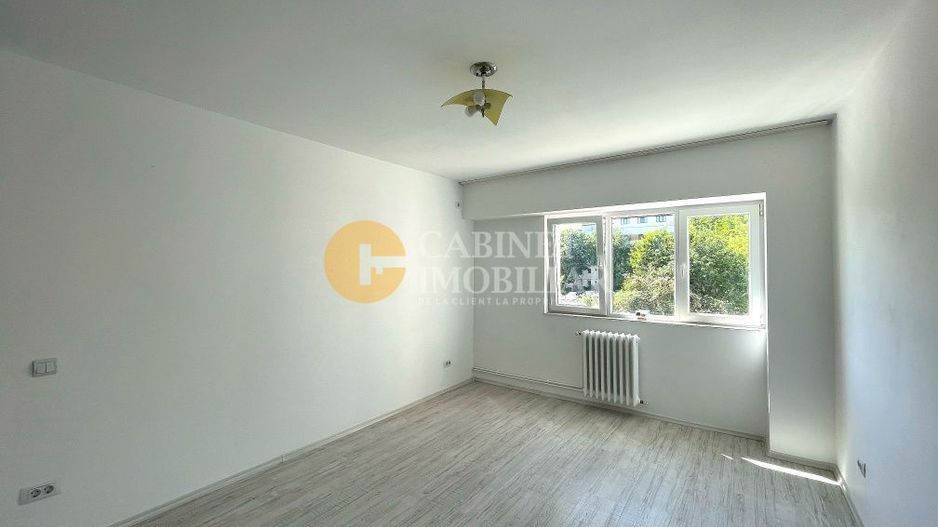 Etaj 3 Apartament 3 Camere Decomandat Belvedere Pizza-Nico Nicolina - Poză 2