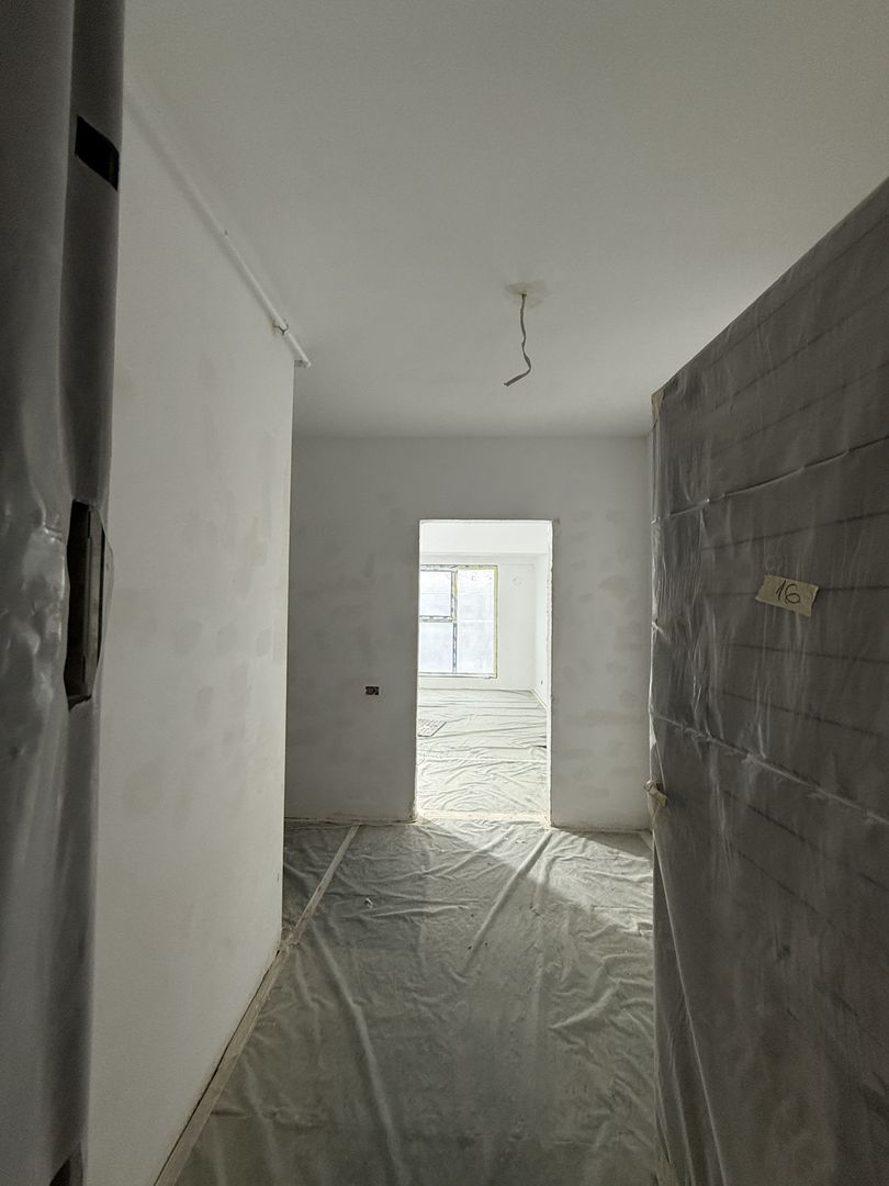 AP 2 CAMERE-PANOURI FOTOVOLTAICE - ROMCO REZIDENTIA-COMISION 0! - Poză 15