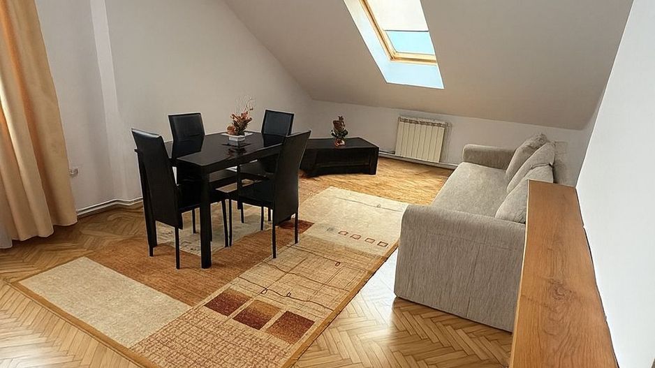 Apartament spatios cu 3 camere, Cart. Andrei Muresanu - Poză 1