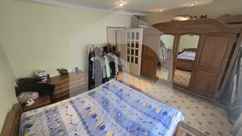 Casa singur in curte 4 camere 650 teren Piata Cluj - Poză 9