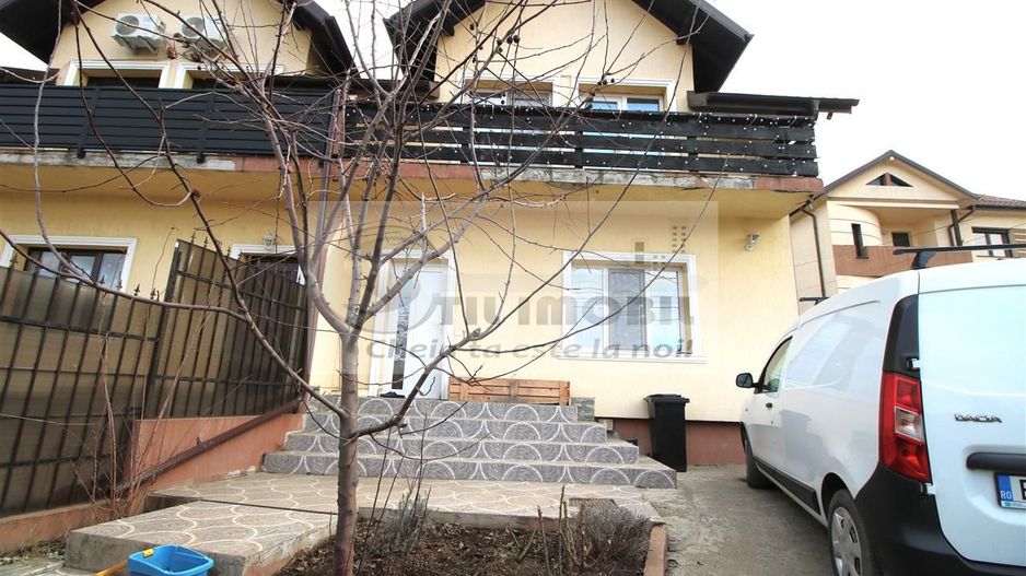 VILA DUPLEX 4 CAMERE  2 BAI  HORPAZ STATIE TRANSPORT PUBLIC 250 METRI - Poză 1