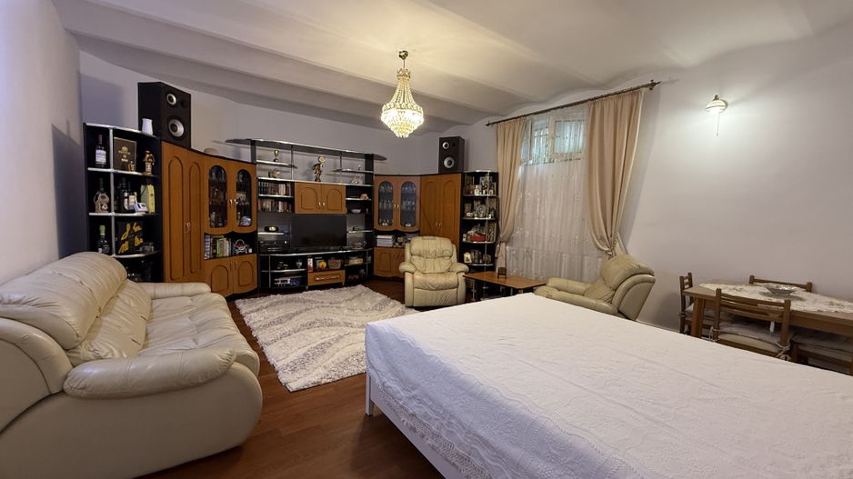 Apartament 4 camere vila interbelica - Poză 3