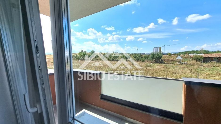 Apartament Sibiu 3 camere, 2 bai, terasa si boxa - Poză 12