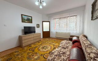 Apartament 4 camere | Curte | 3 bai | 4 balcoane | Strand - Poză 1
