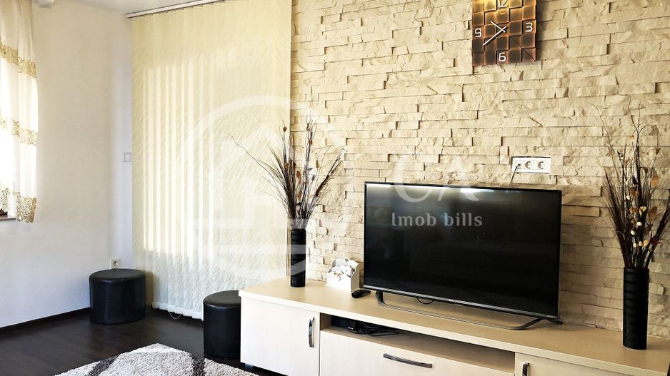 Casa cu 4 camere de inchiriat in zona Episcopia, Oradea - Poză 9