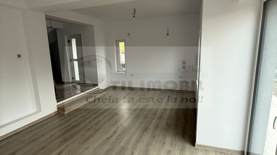 Casă moderna P+E 4 camere – Bârnova, 100 mp, curte 250 mp -180.000 € - Poză 3