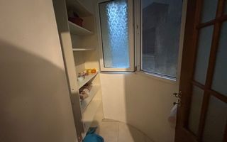 3 Camere Ultracentral 2 minute de Metrou Univestitate - Poză 13