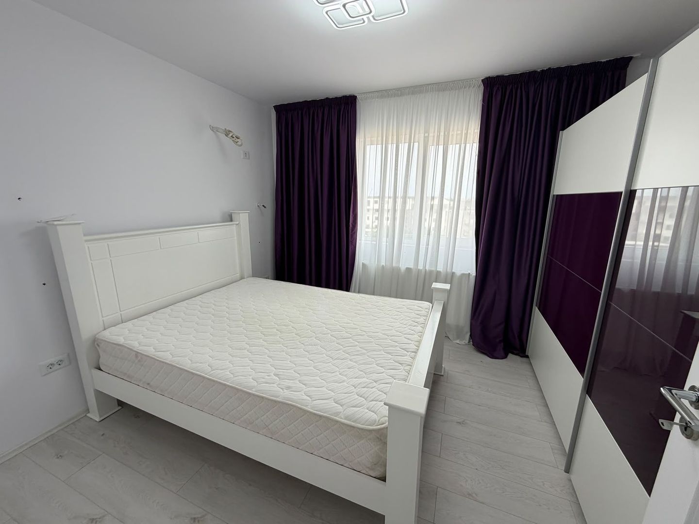 AP. 3 CAMERE- PRIMA INCHIRIERE, PARCARE INCLUSA, CENTRALA PROPRIE - Poză 1