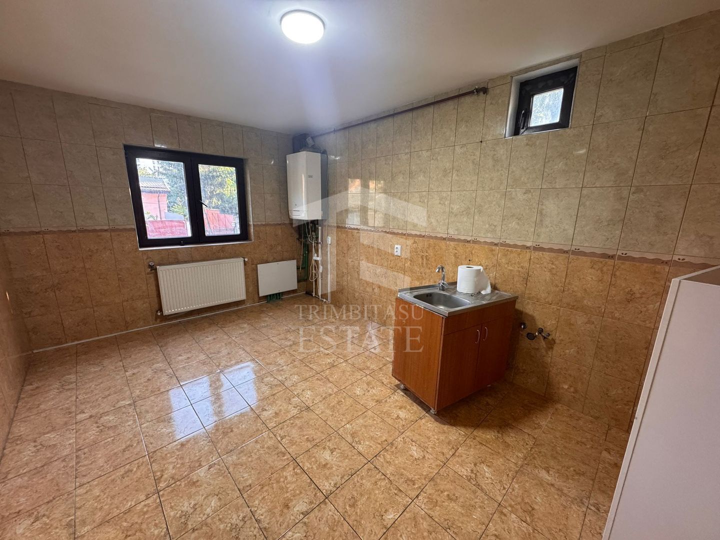 Casa de inchiriat Timpuri Noi 204 m - Poză 5