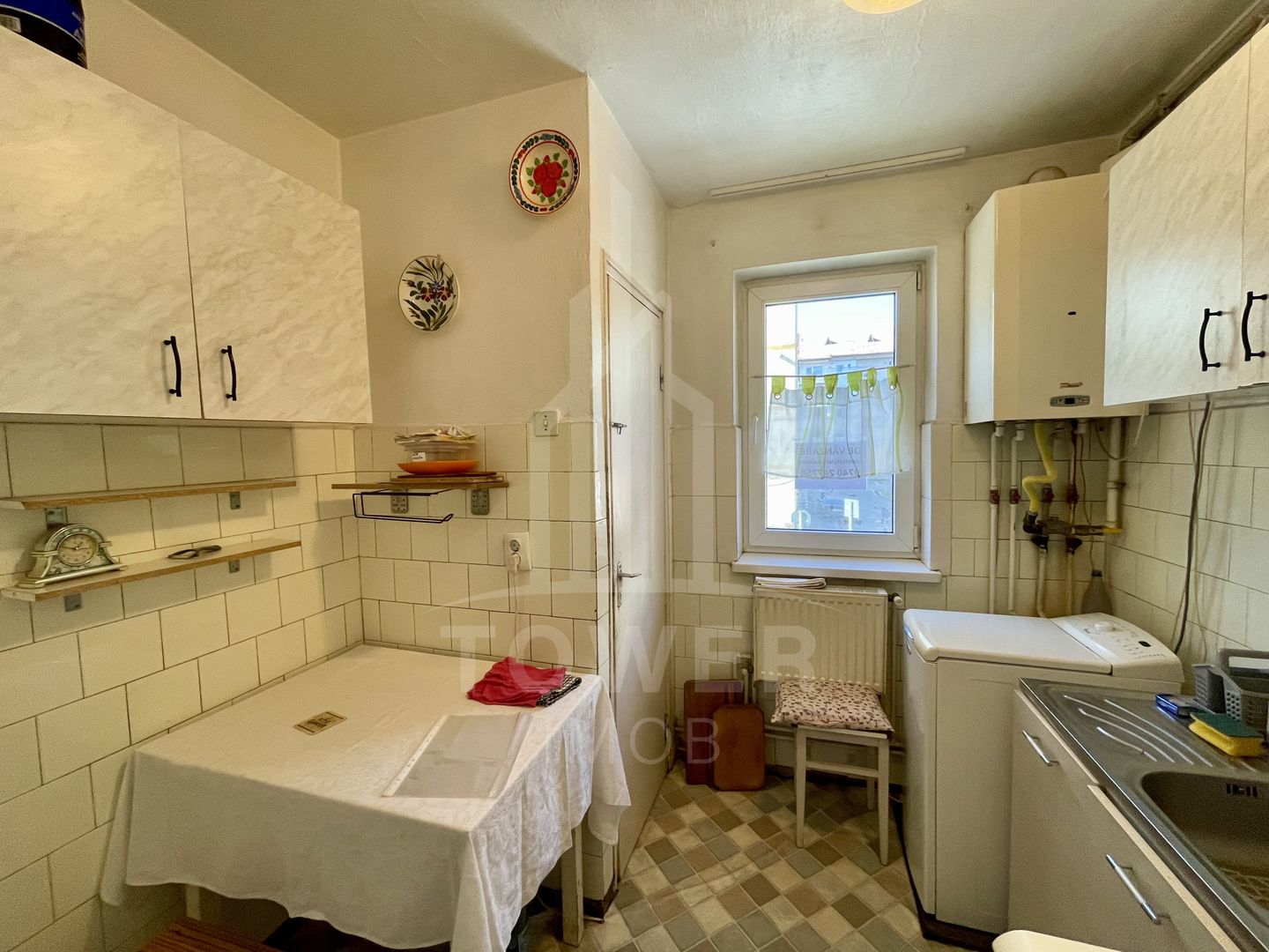 Apartament 3 camere decomandat – 48 mp utili, etaj 1, în zona Strand - Poză 1