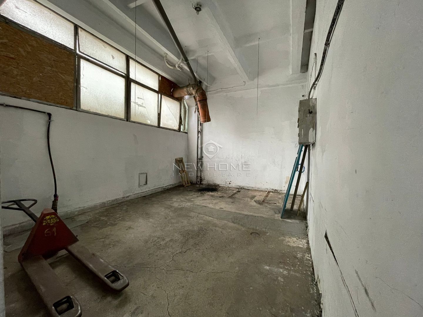 Spatiu depozitare 250 mp, in Piata 1 MAI zona Clujana - Poză 7