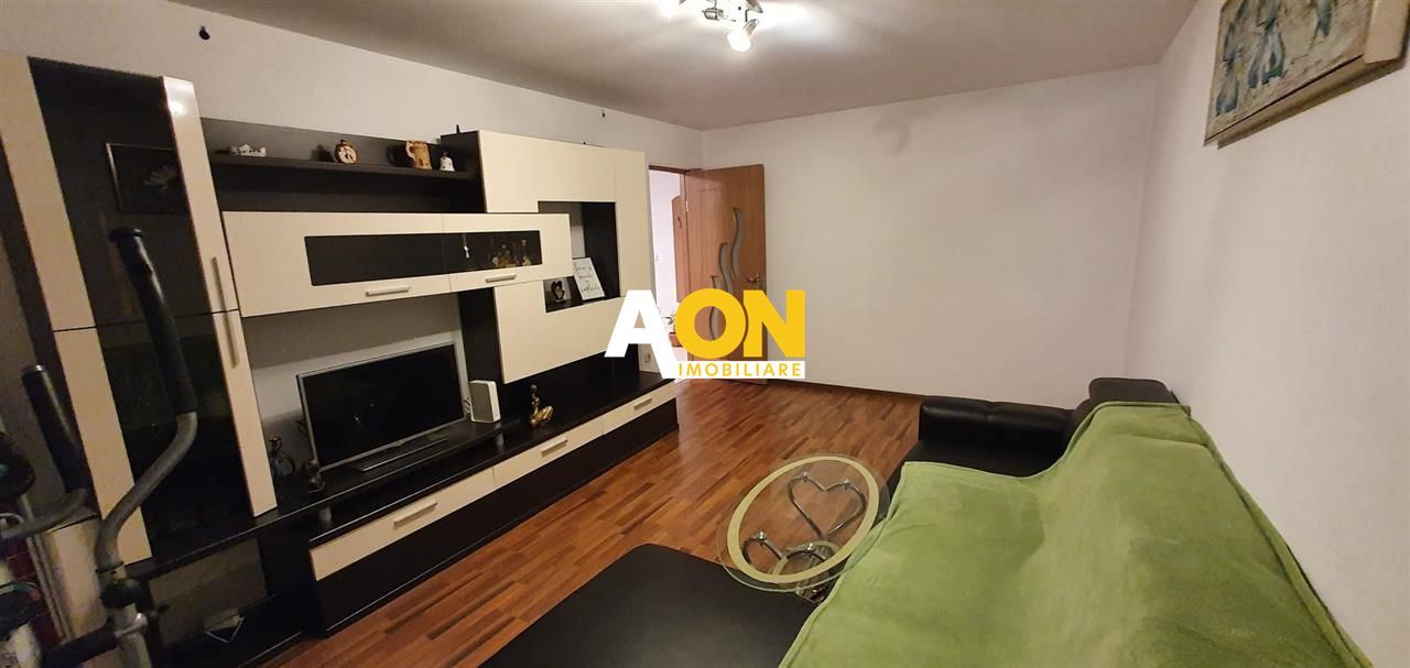 Apartament 3 camere etaj 3 mobilat utilat zona Mercur-Kaufland - Poză 2