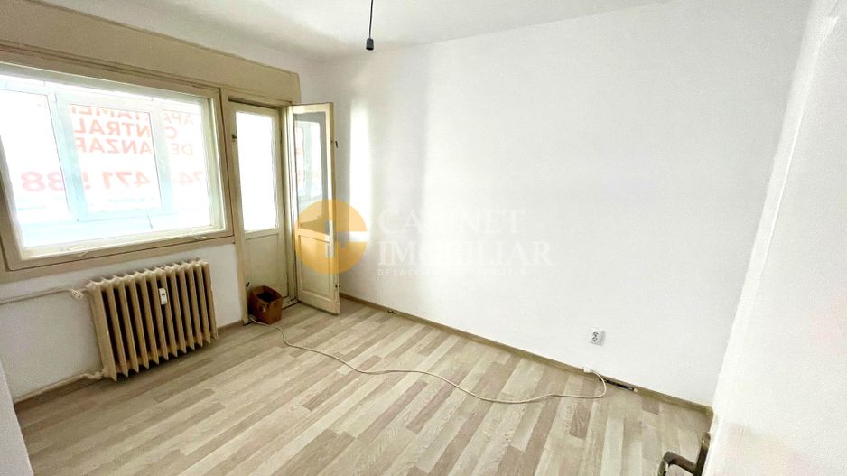 Apartament cu 3 camere - Etaj 1 - Fara Risc - Zona Palas - Poză 2