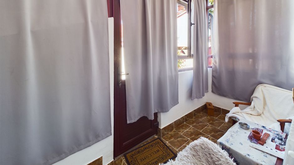 Casă individuală cu 4 camere, zonă centrală - Poză 13