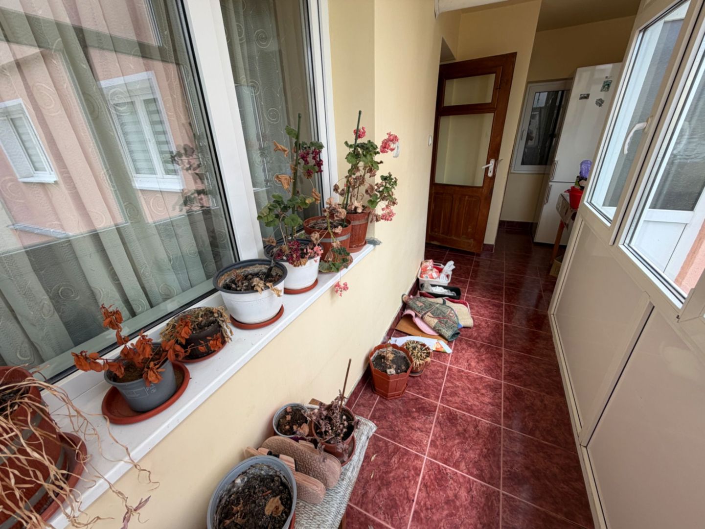 Apartament 3 camere, etaj 2 - Cugir - Poză 10