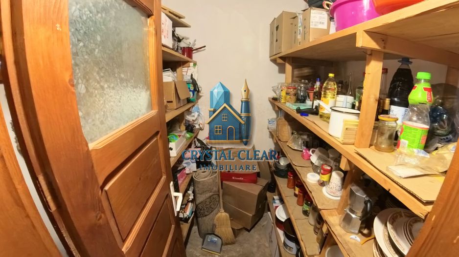 Casă 2 camere + teren 1700 mp - zona Platoul Cornești, str. Trebely - Poză 9