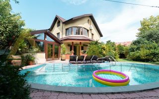 Vila individuala 7 camere cu piscina - Poză 1