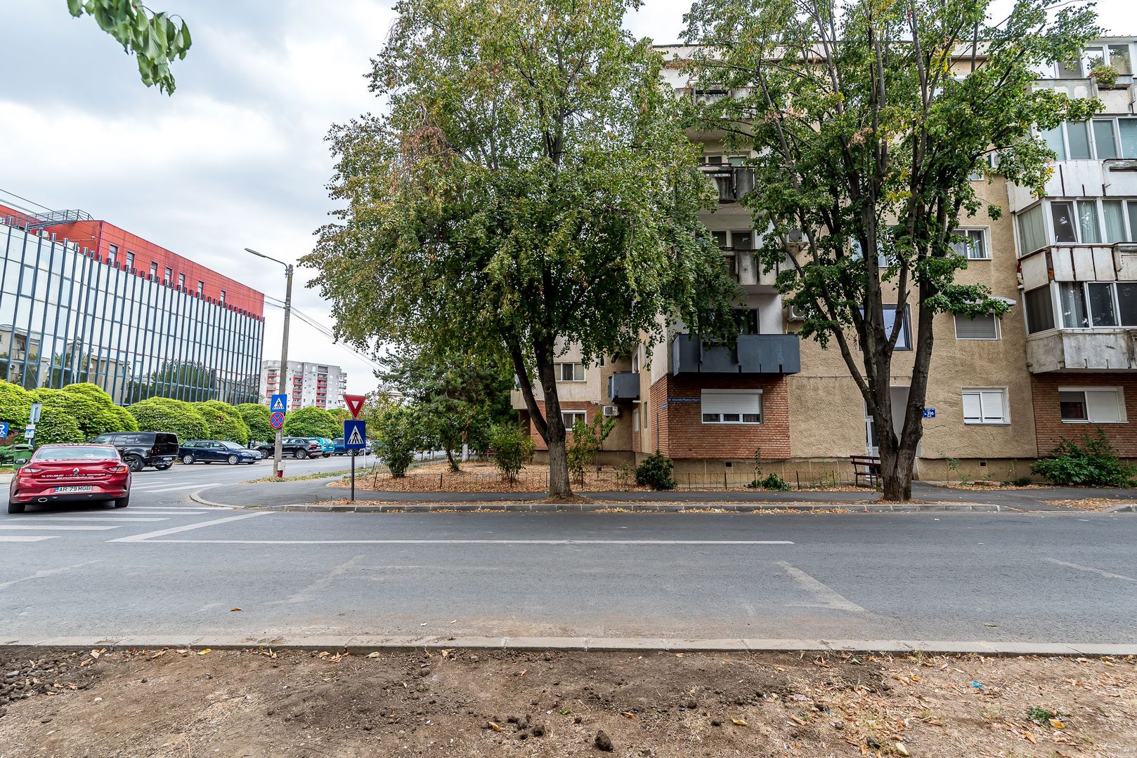 Apartament 2 camere decomandat | Zona Genesys Arad - Poză 9