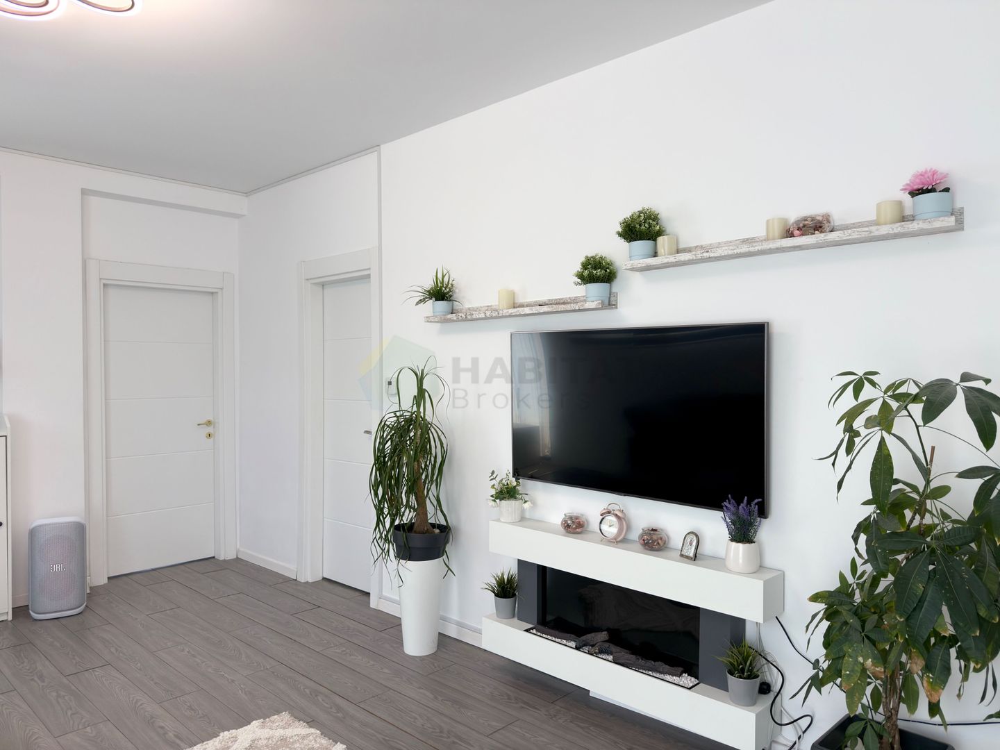 Casa pe parter cu 3 camere | Tunari | Mobilata si utilata - Poză 19