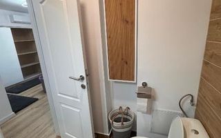 Garsoniera renovata 2025 Apusului - Poză 2