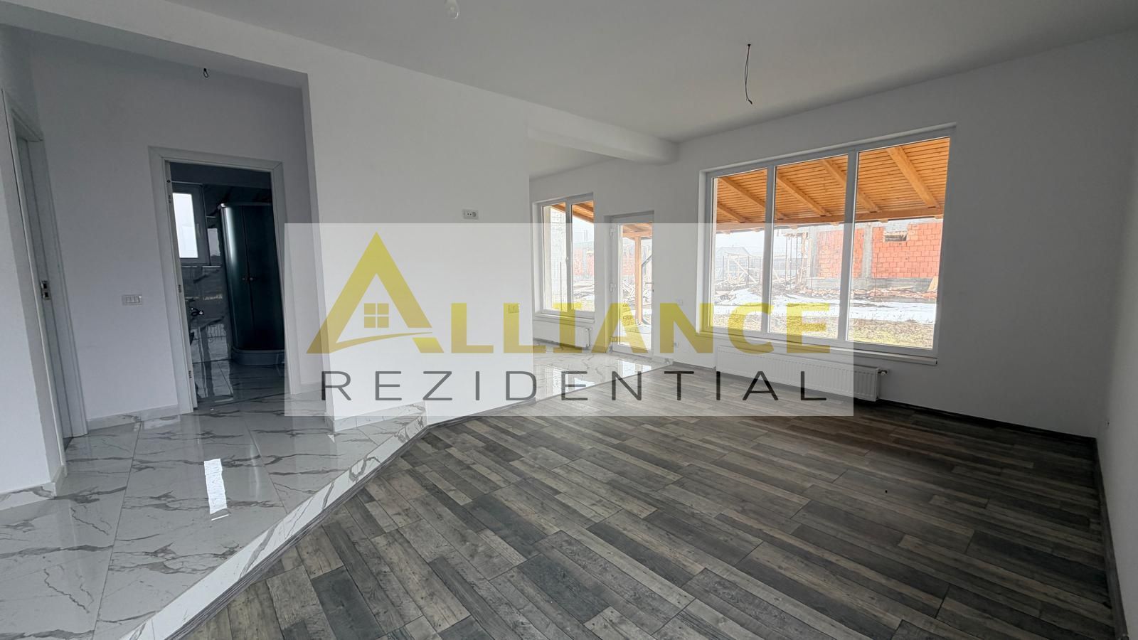 5 camere || strada asfaltata || gata de mutare || - Poză 5