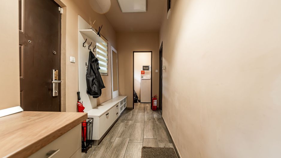 Apartament cu 2 camere vis-a-vis de Campusul Goldiș - Poză 4