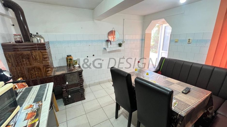 casa individuala Varias apa centrala pe gaz canalizare 1500mp - Poză 6