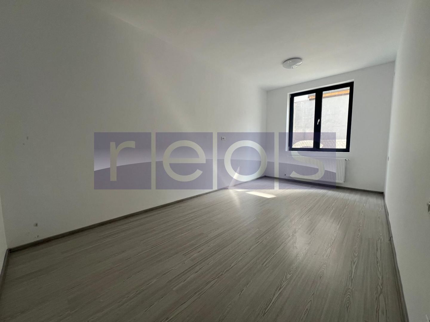 INCHIRIERE VILA P+2+M | NEMOBILATA | ZONA MIHAI BRAVU - Poză 7