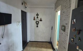 Vand apartament 2 camere Lunca - Poză 2