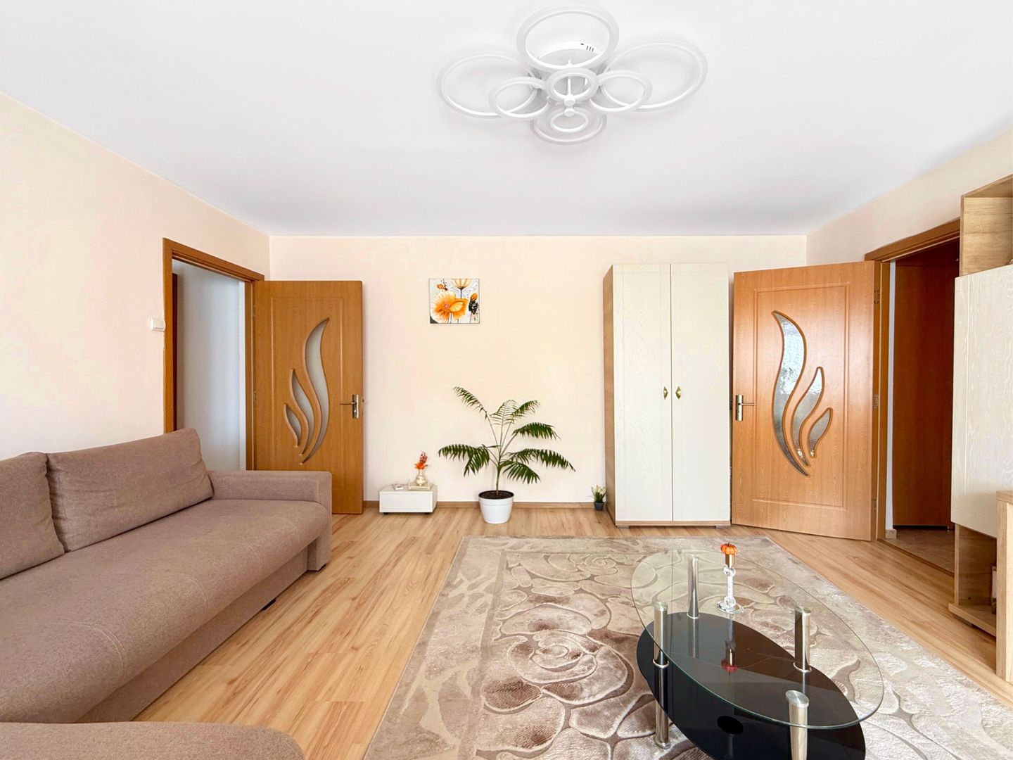 2 Camere | Boxa 8,4 mp | Confort | Lumina | Modern | Comision 0 - Poză 6