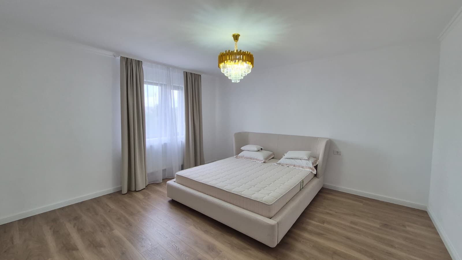 Casă P+1 + Pod - Snagov – vedere la pădure, teren 360 mp - Poză 7