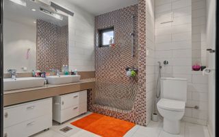 Vila cu 6 camere 230mp / 631mp teren / Independenta energetic/ Piscina / Berceni - Poză 19