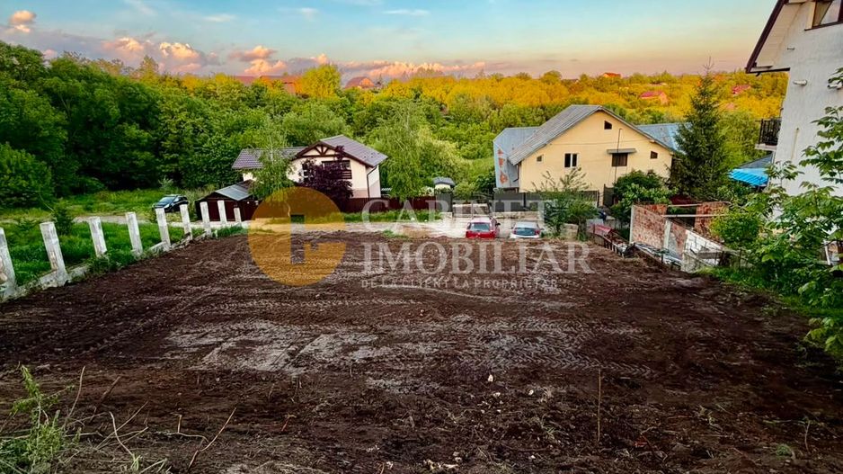 TEREN INTRAVILAN 500 MP REDIU - Pozitie excelentă - 49.000 Euro - Poză 4
