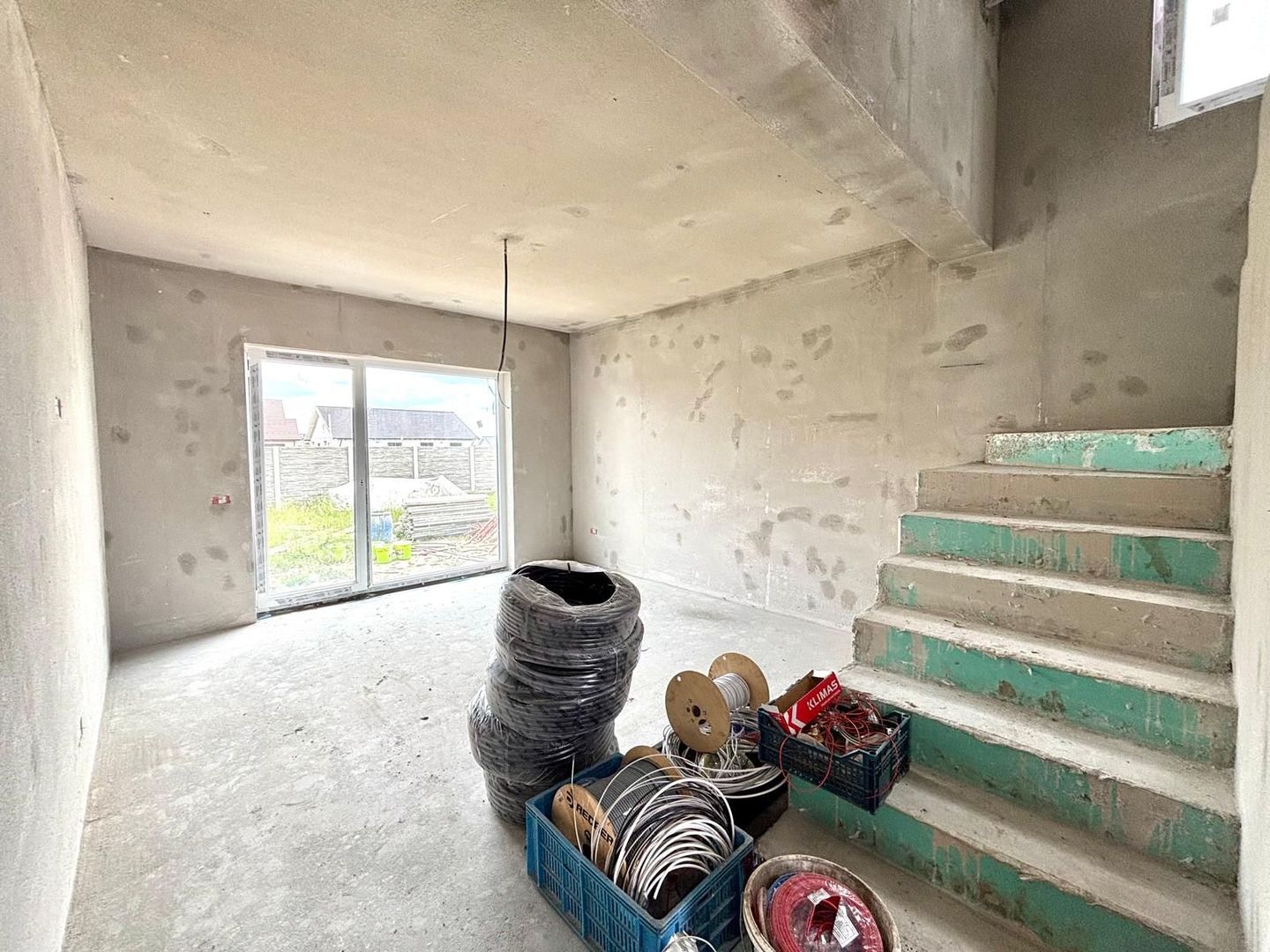 Casa individuala cu arhitectura deosebita, 170 000 Euro -  Sacalaz - Poză 1