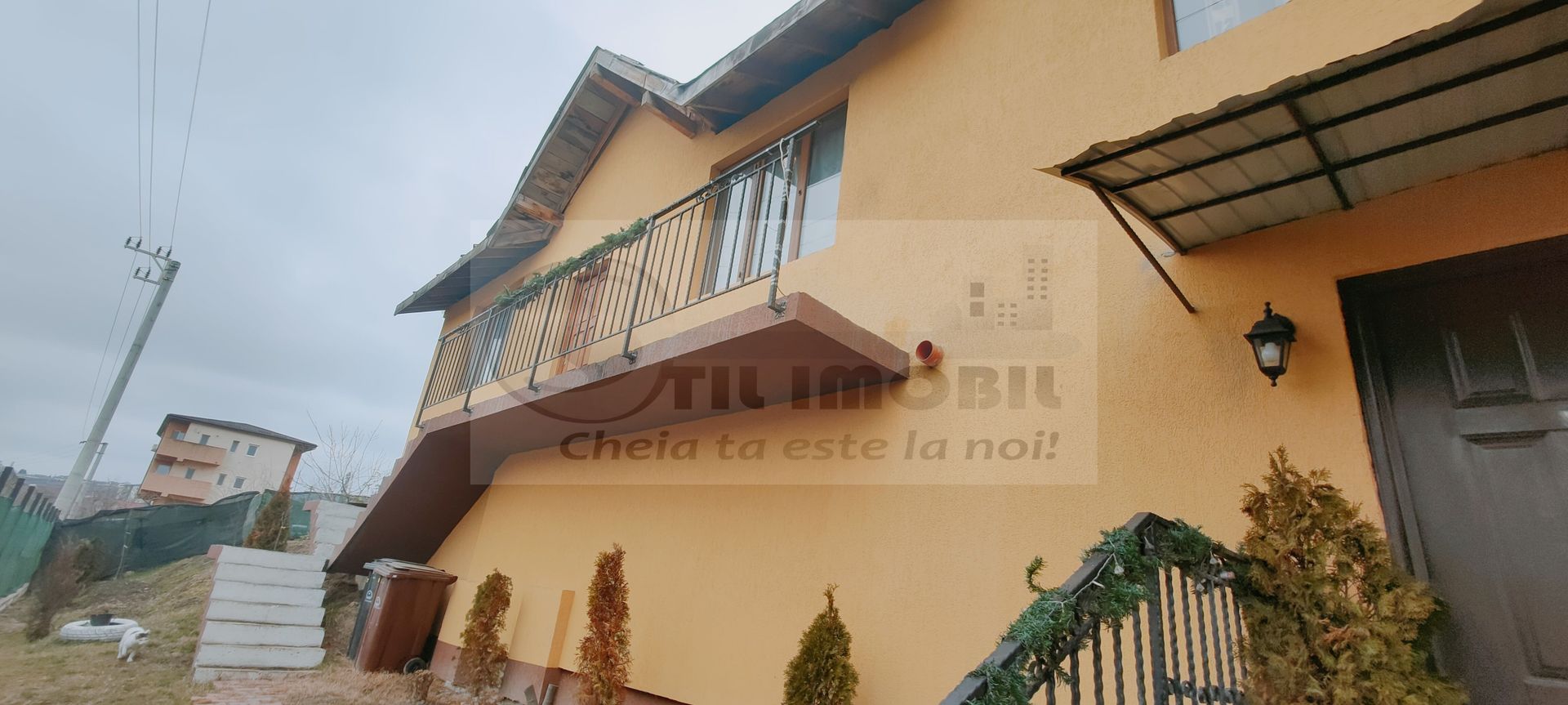 IASI VISAN BUCIUM CASA DUPLEX LA STRADA - Poză 1