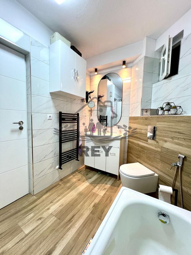 Apartament de vânzare 2 camere V. Aurie - Poză 4