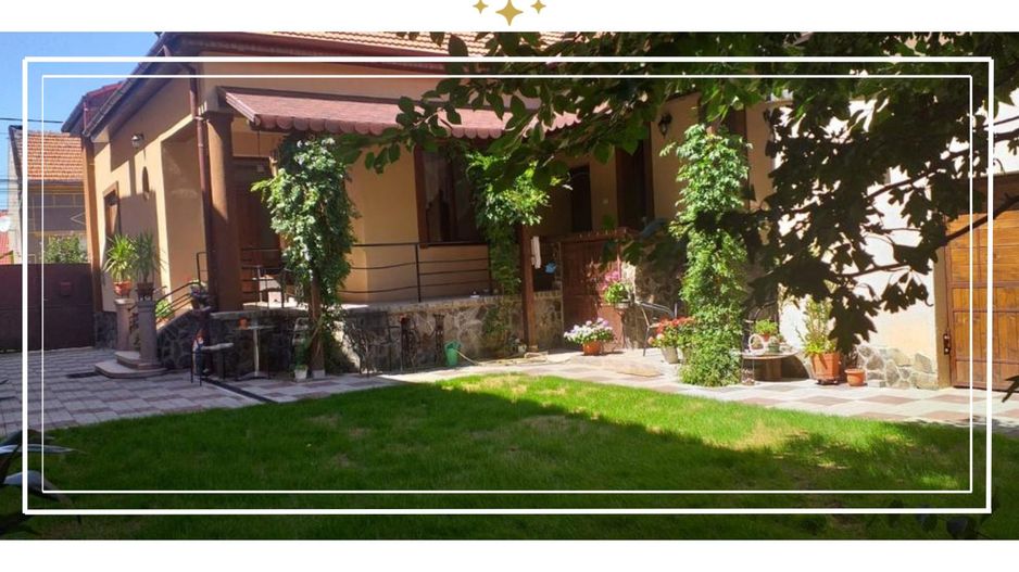 Vila renovat de vanzare D+P curte proprie 774 mp, semicentral Arad - Poză 3