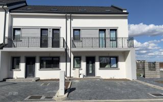 Dezvoltator - Case Premium într-un Cartier Privat. - Poză 15