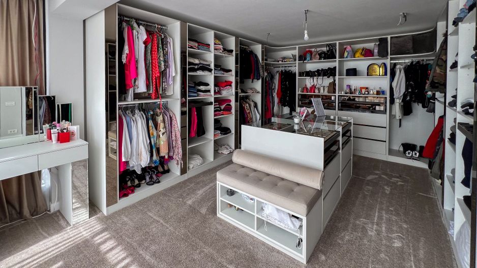 Ready to move  |  Vila premium cu piscina și jacuzzi încălzite - Poză 55