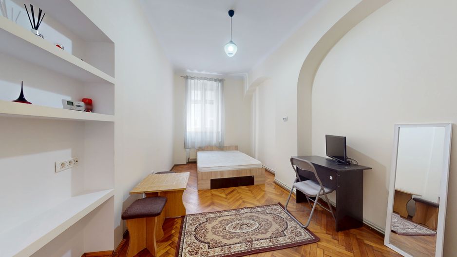 Comision 0% | Garsoniera la casă | curte | centrul istoric | - Poză 1