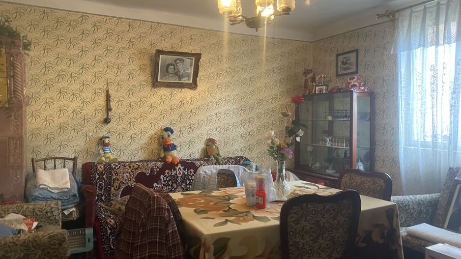 Vanzare casa cu 6 camere in Targoviste - vizavi de Colegiul Carabella - Poză 8