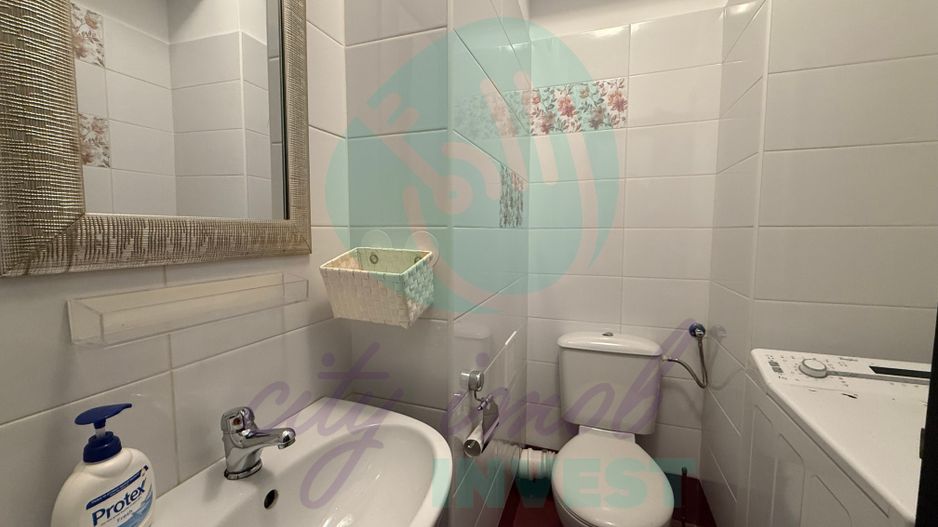 APARTAMENT cu 2 BAI si CENTRALA PROPRIE - Poză 10