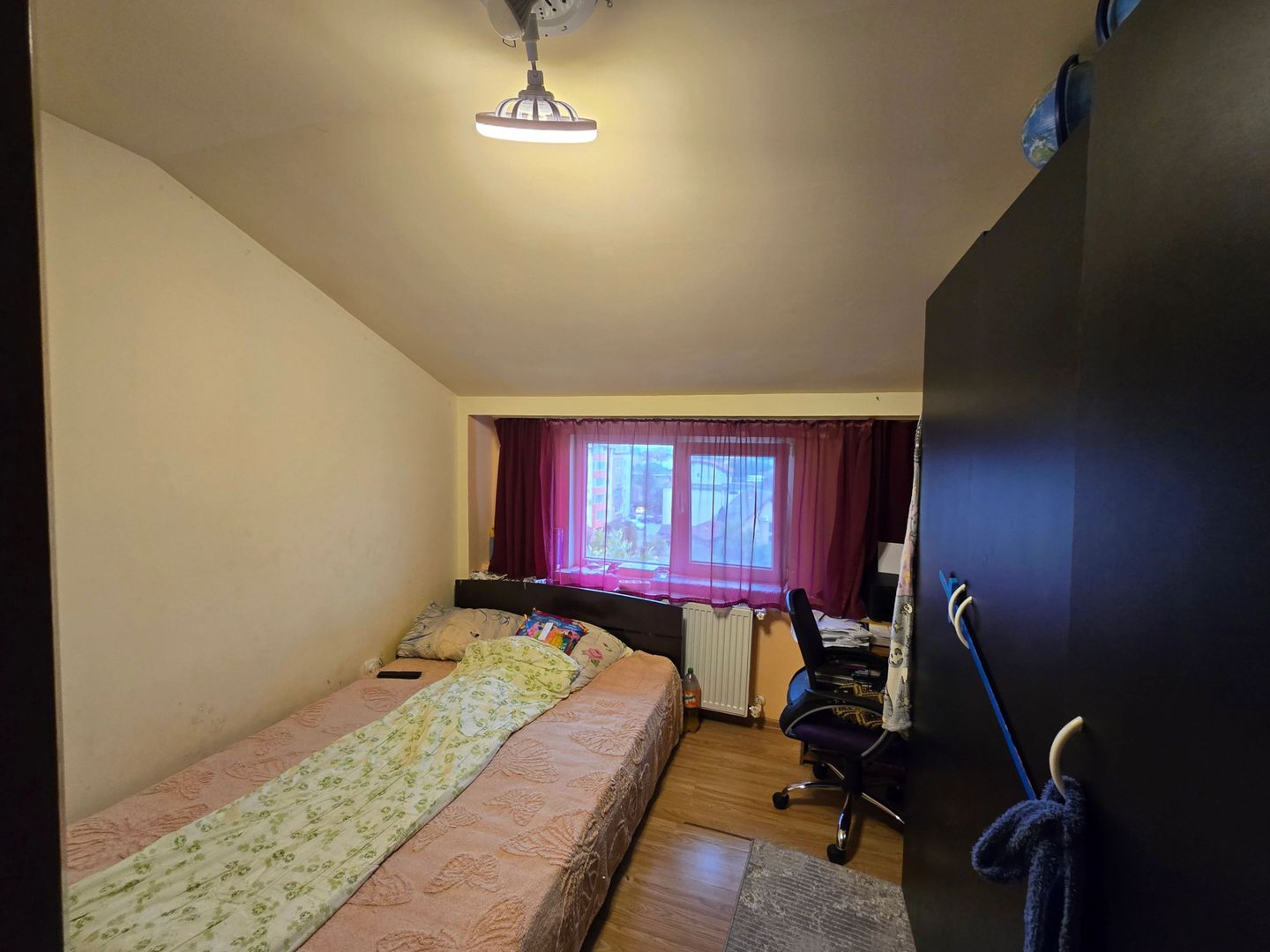 Apartament 3 Camere, Zona Dambovita, Mobilat si Utilat Complet, 3 Dormitoare - Poză 3