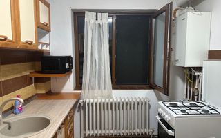 Apartament 3 camere de închiriat, Podul de Piatră, Iași - Poză 1